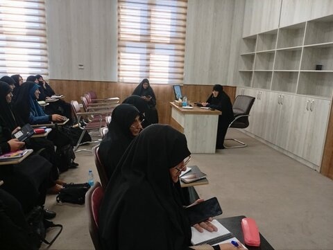دومین روز کارگاه ارتقائی کادر مدارس علمیه خواهران استان کرمان در مشهد مقدس