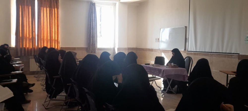 روحانیت؛ پیشرو در مبارزه با استعمار و استبداد