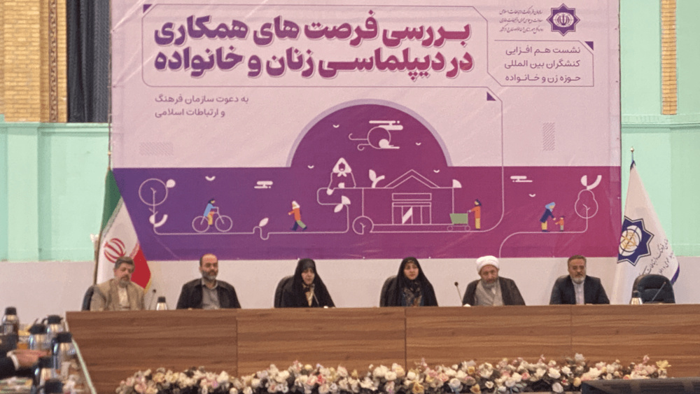 ۹۷ درصد زنان ایرانی باسواد هستند