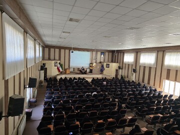 روایتی تصویری از همایش «طلیعه حضور»؛ آغاز مسیر طلبگی با شور ایمان و آموزش