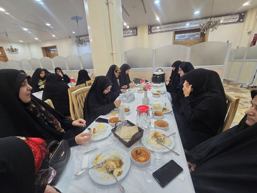 برگزاری همایش طلیعه حضور استان یزد با حضور طلایه‌داران طلبگی در قم