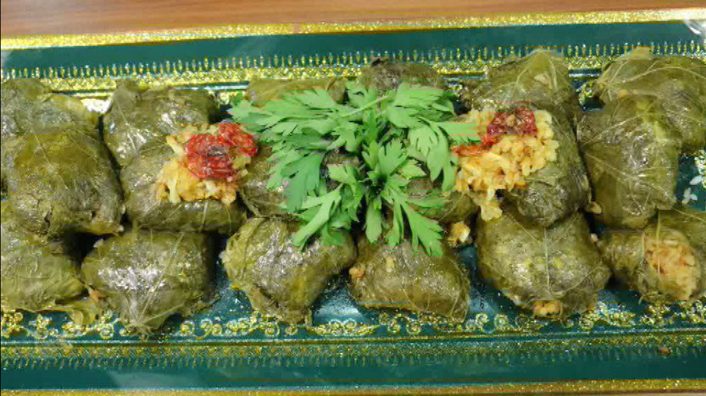 بانوان فرهنگ ایرانی را با غذا به نسل جدید منتقل کردند