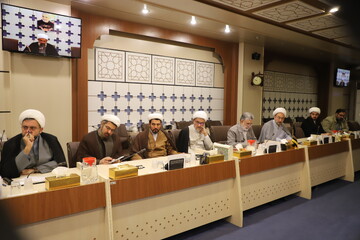 برگزاری اولین جلسه شورای معاونین حوزه‌های علمیه خواهران با حضور حجت‌الاسلام والمسلمین علیزاده +تصاویر