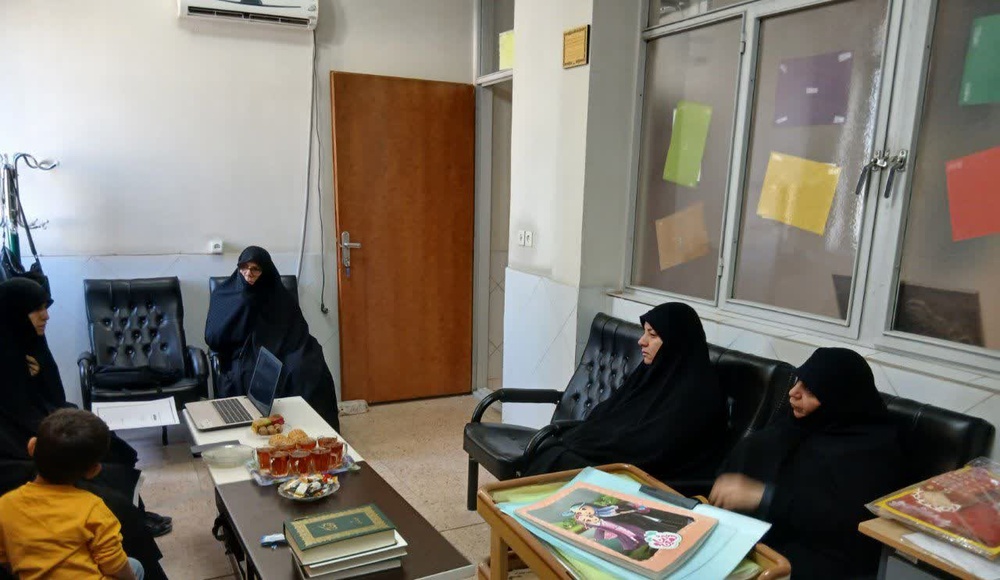 نشست هم اندیشی مدیران و معاونین فرهنگی مدارس علمیه منطقه ساوه، زرندیه و غرق آباد