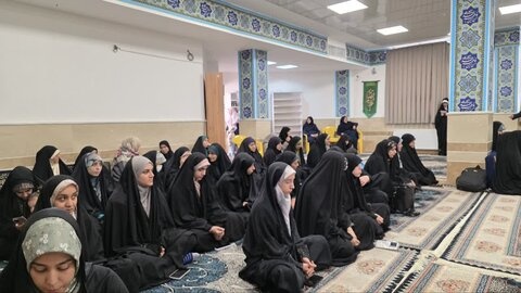 جشن ولادت حضرت زینب(س) در مدرسه نرجسیه سیرجان