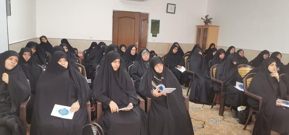 تأکید بر تحول درونی و حرکت از «خاک» به «ملکوت» در سیر مطالعاتی آثار آیت‌الله حائری شیرازی