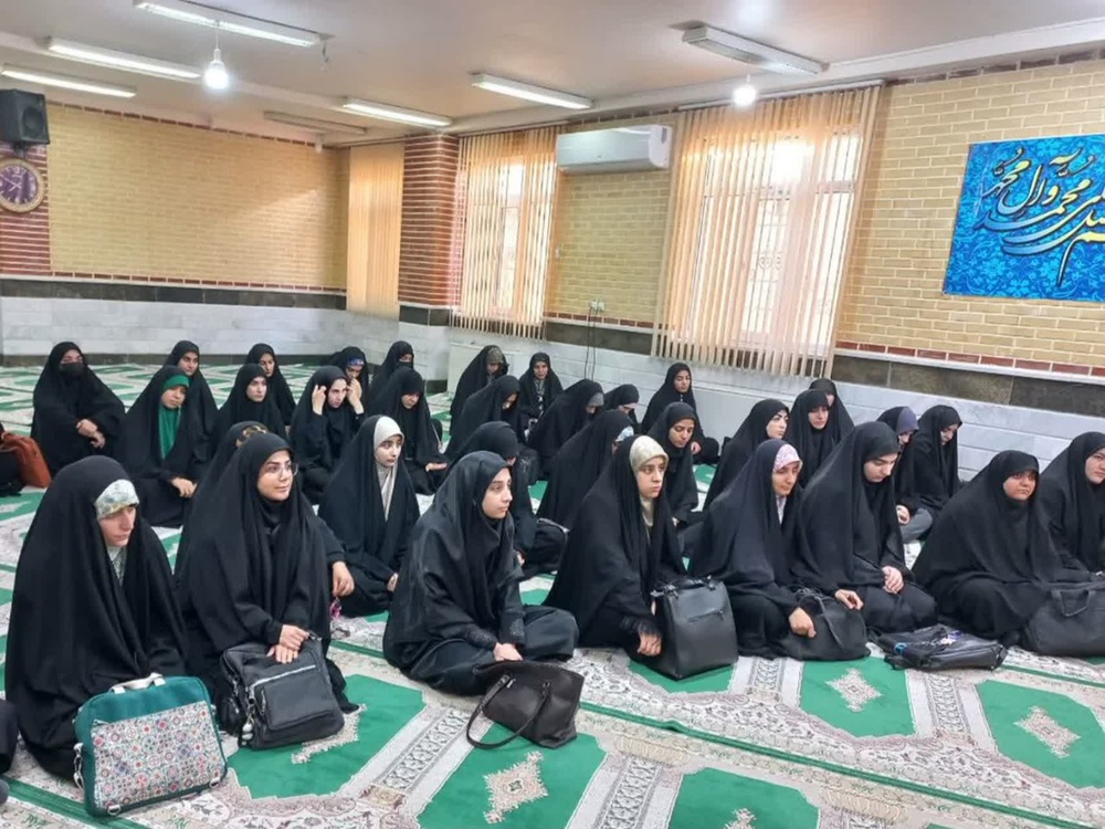 استکبارستیزی، تکلیف ایمانی و راه حفظ عزت ملت‌هاست