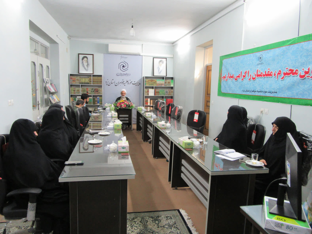 حضور پرشور مردم ایران در راهپیمایی ۱۳ آبان، حمایت از انقلاب و رهبری را نشان می‌دهد