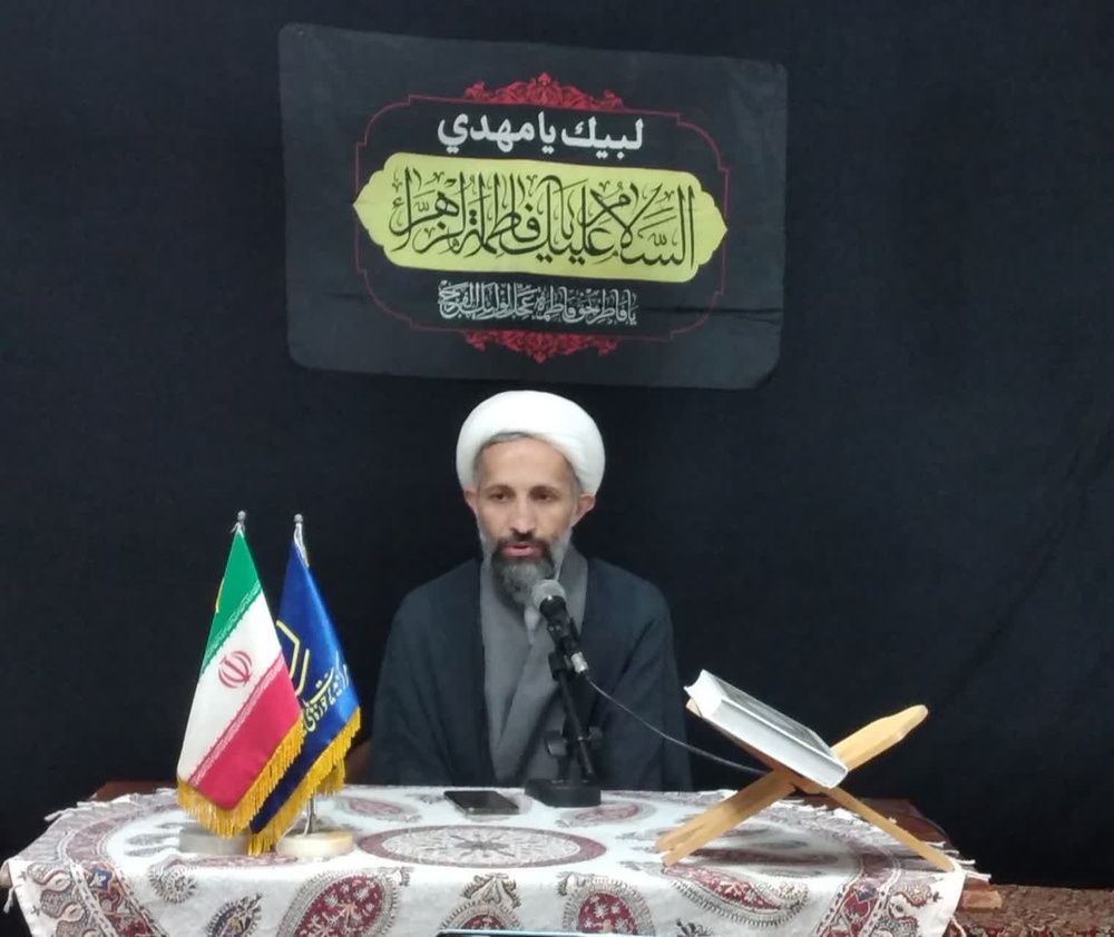 تبیین الگوی سوم زن مسلمان با محوریت سیره حضرت زهرا(س)