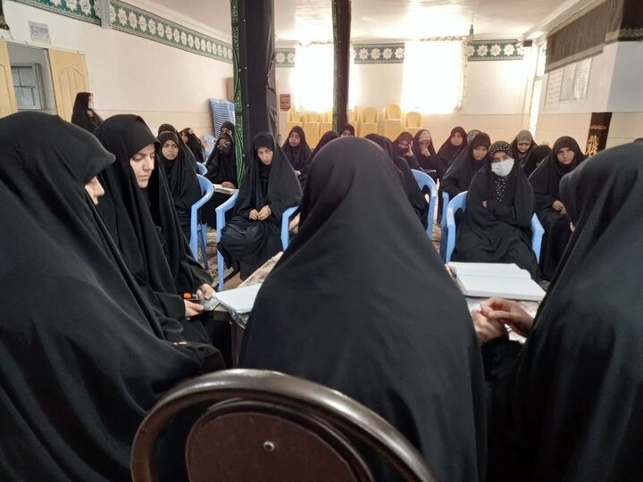 میزگرد علمی فرهنگی