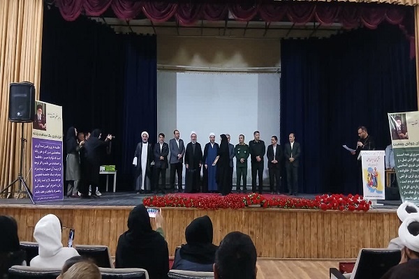 درخشش بانوان طلبه مشگین‌شهر در جشنواره استانی تولیدات فرهنگی و هنری