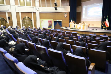 برگزاری نشست آموزشی «اخبار جعلی و امنیت روانی جامعه» در مرکز مدیریت حوزه‌های علمیه خواهران+ تصاویر