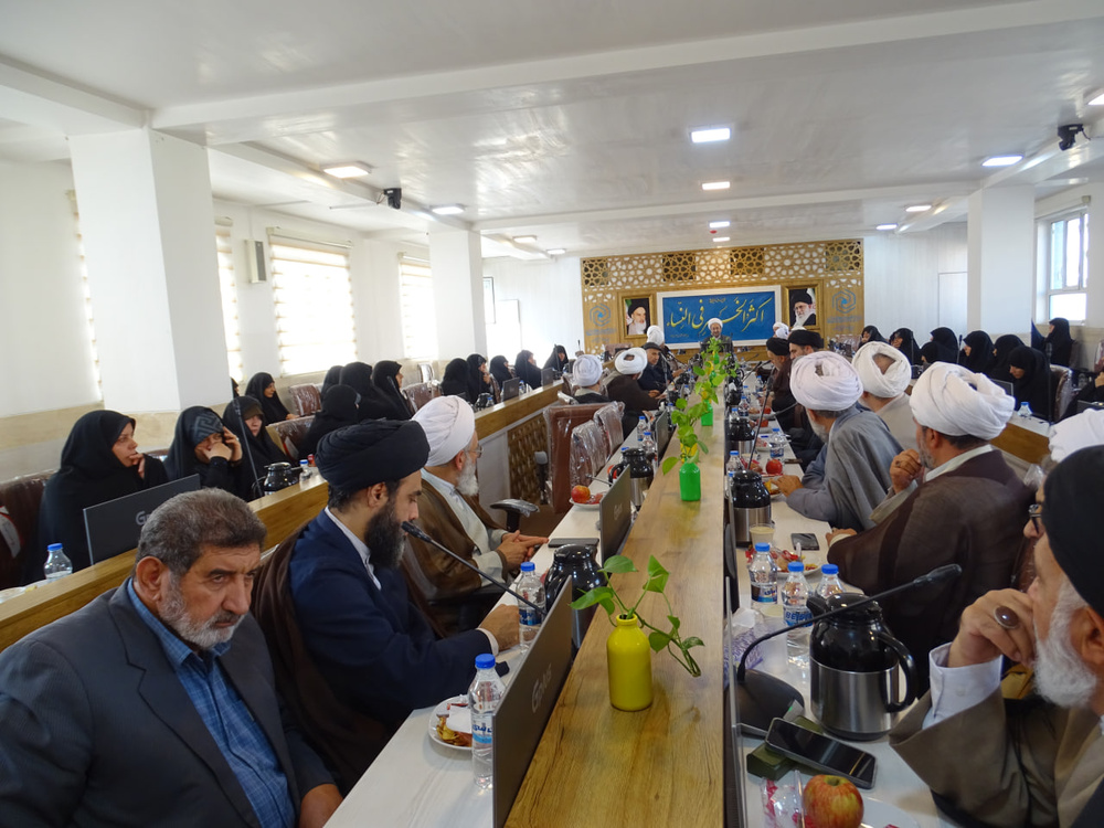 همایش هیأت امنای مدارس علمیه خواهران استان اصفهان با حضور معاون امور حوزه‌های کشور