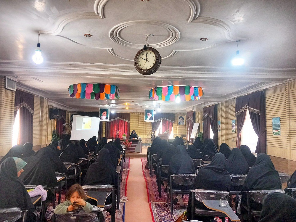 کارگاه آموزشی پاسخ گویی به شبهات روز جامعه