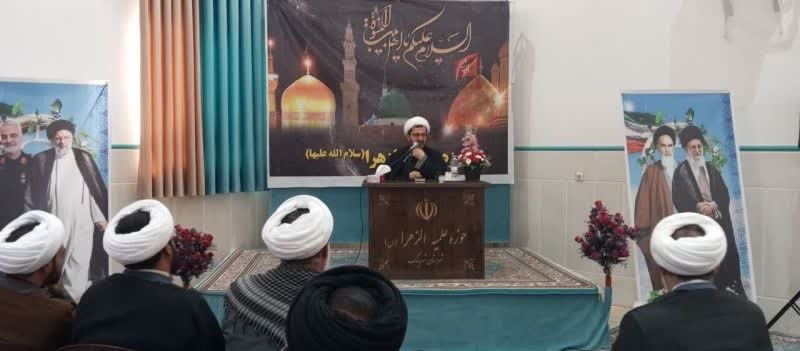 رسالت اصلی طلاب، جهاد تبیین و امیدبخشی به جامعه است