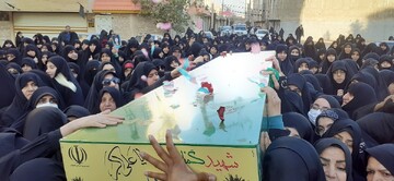 تصاویر/ مراسم تشییع و تدفین پیکر مطهر شهید گمنام در مدرسه علمیه خواهران حضرت آمنه(س) قم