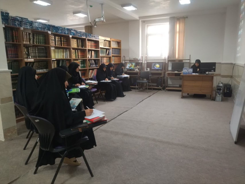 برگزاری کارگاه تخصصی نرم‌افزارهای پژوهشی در خرم‌آباد