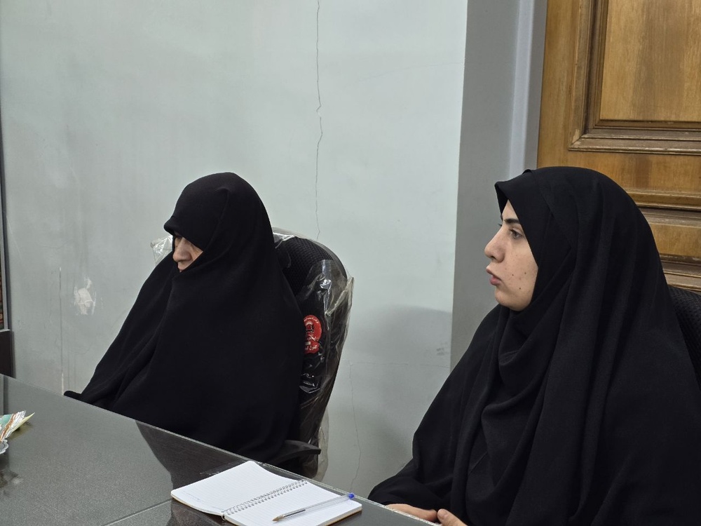 نشست مسئولان حوزه علمیه خواهران استان یزد با مسئولان نشر هاجر