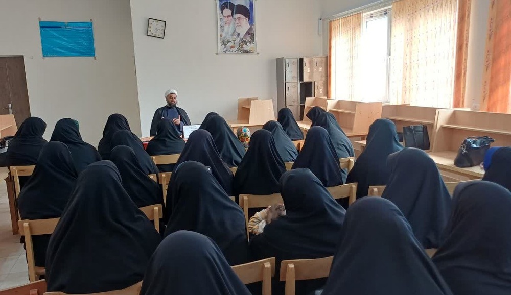 مطالعه بهترین غذای روح است