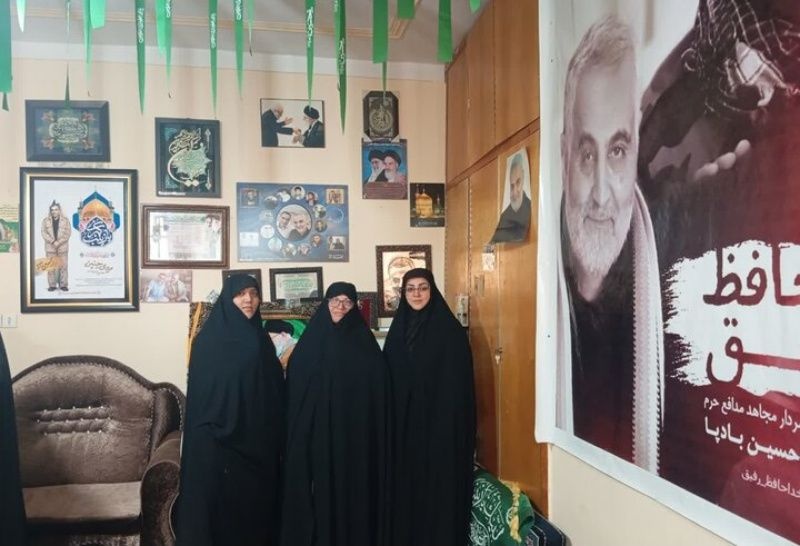 دیدار با مادر شهید حسین بادپا