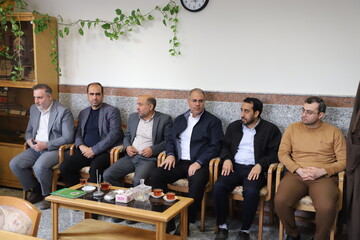 تصاویر/ برگزاری مراسم تقدیر از کارکنان ستادی اداره‌کل امور مالی حوزه‌های علمیه خواهران به مناسبت روز حسابدار