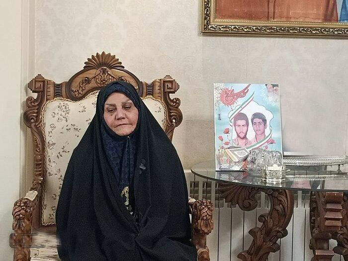 فرزندانم ابتدا شهیدِ راه ایمان بودند، سپس شربت شهادت نوشیدند