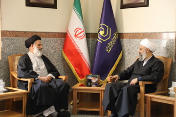 تصاویر/ دیدار نماینده ولی‌فقیه در خوزستان و امام جمعه اهواز با مدیر حوزه‌های علمیه خواهران