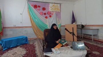 استمرار نبوت و ولایت با واسطه حضرت فاطمه(س) است