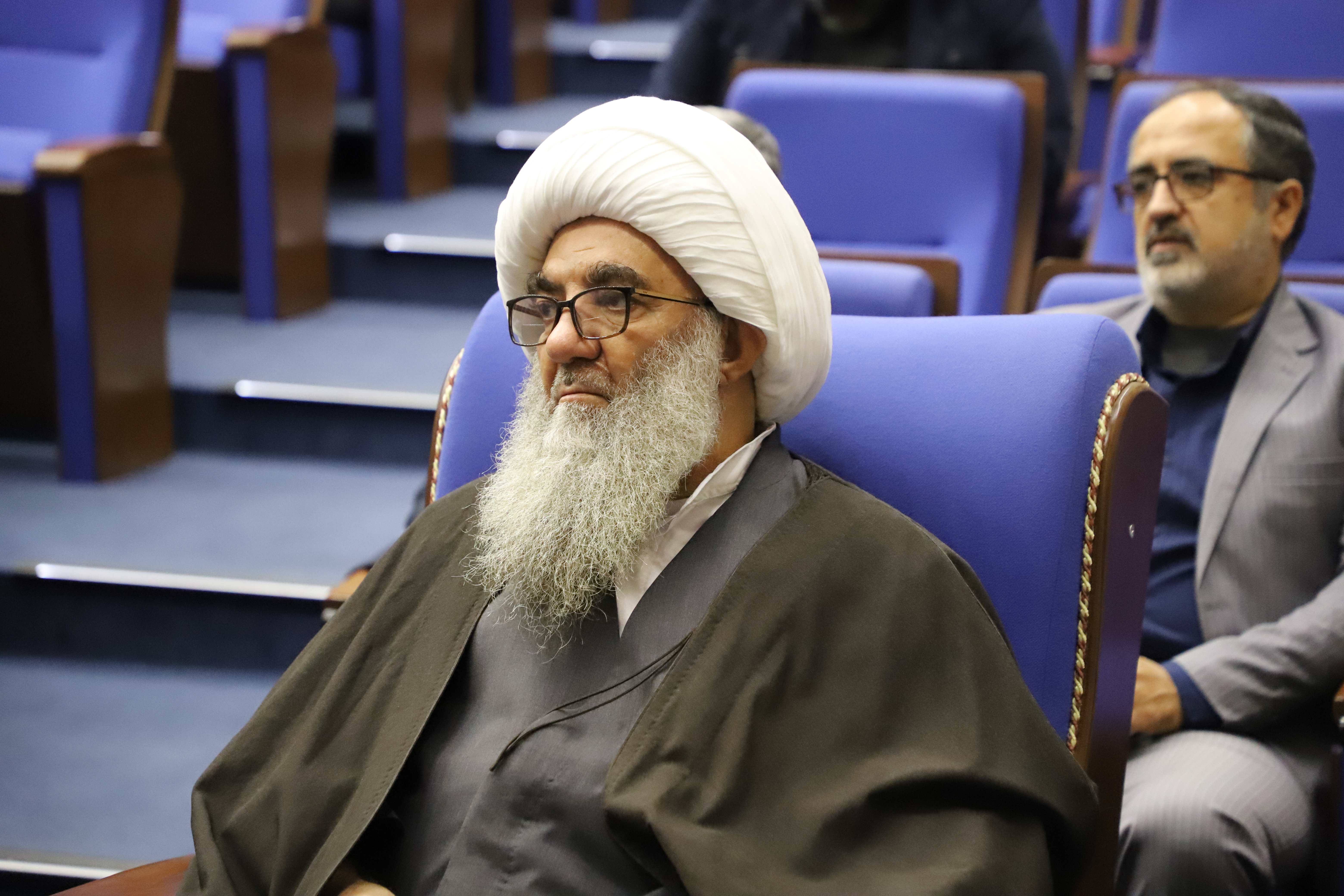 مهمترین عامل رشد پژوهش، انگیزهبخشی به طلاب است/ ضرورت نگاه آیندهپژوهانه در عصر هوش مصنوعی +تصاویر