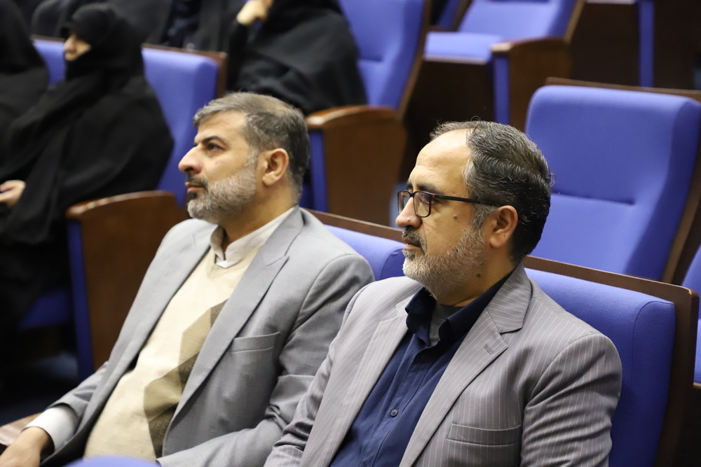 پژوهش بانوی طلبه جهادگر تبیین، در خط مقدم تحقق «حوزه پیشرو و سرآمد» است