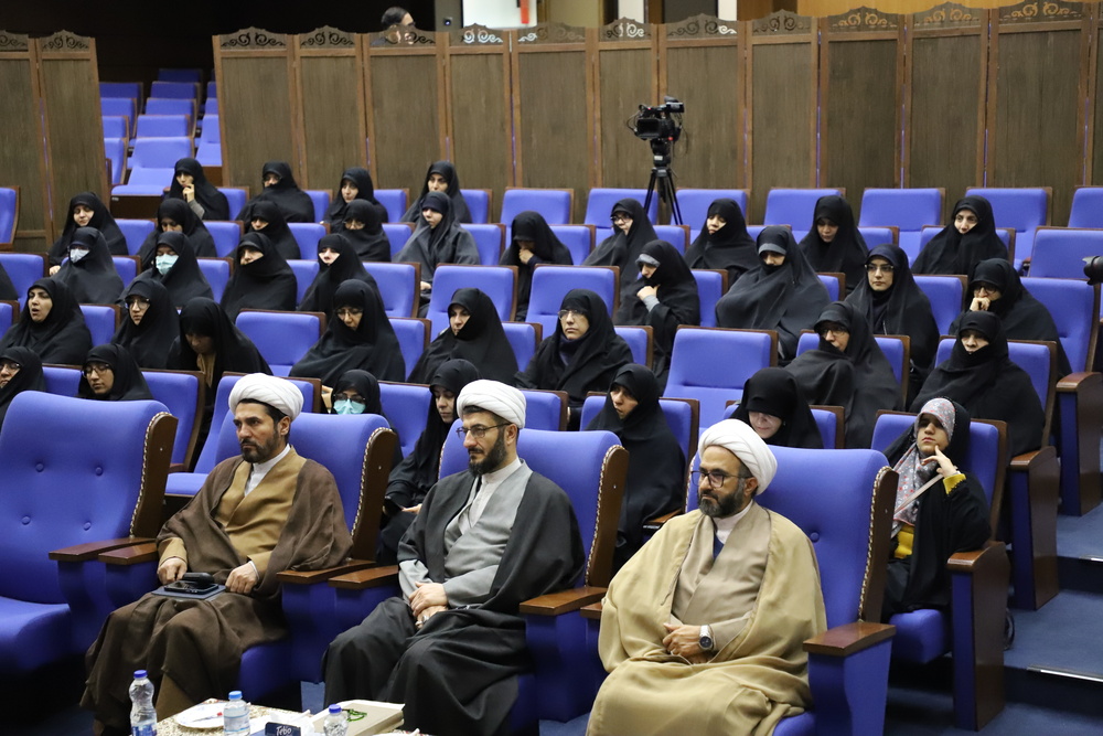 برگزاری اجلاس سراسری بزرگداشت هفته پژوهش حوزه‌های علمیه خواهران +تصاویر