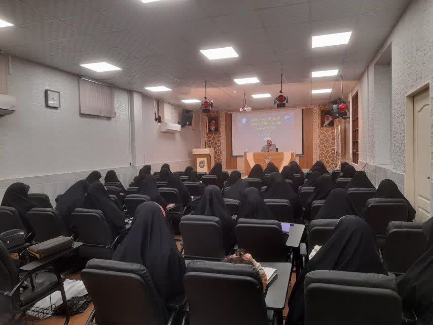 پایان دوره تربیت مربی کودک و نوجوان طلاب بروجردی در قم