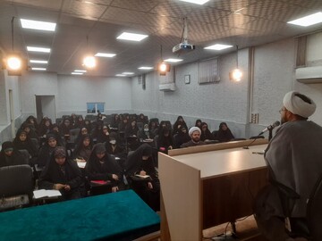 پایان دوره تربیت مربی کودک و نوجوان طلاب بروجردی در قم