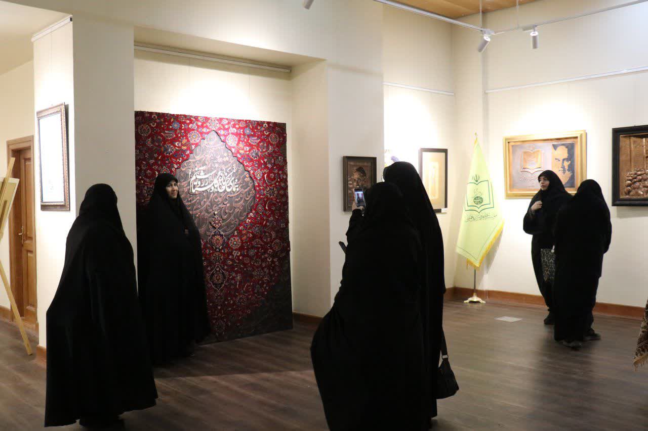 برگزاری دوره آموزش رفاهی ویژه کارکنان ستادی خواهر حوزه‌های علمیه خواهران در شهر خمین +تصاویر