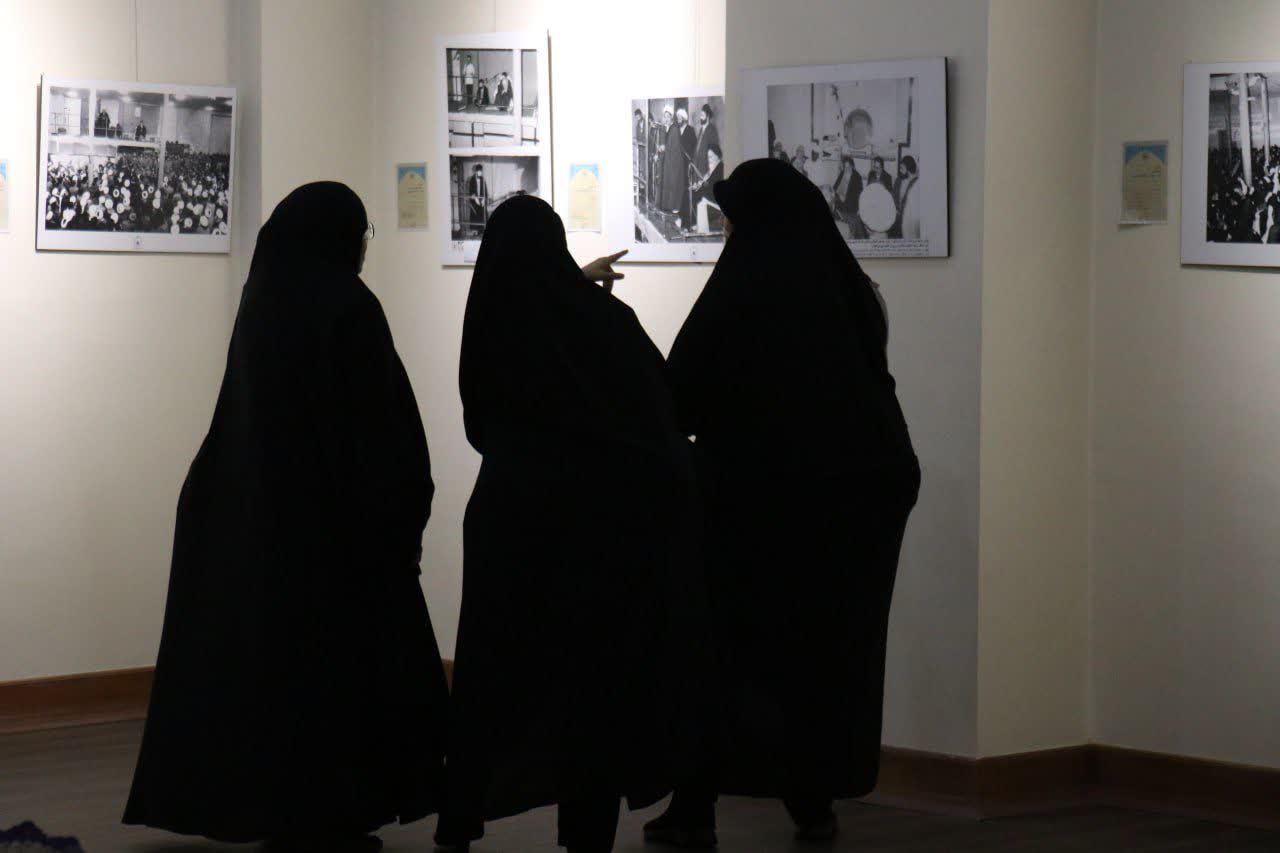 برگزاری دوره آموزش رفاهی ویژه کارکنان ستادی خواهر حوزه‌های علمیه خواهران در شهر خمین +تصاویر