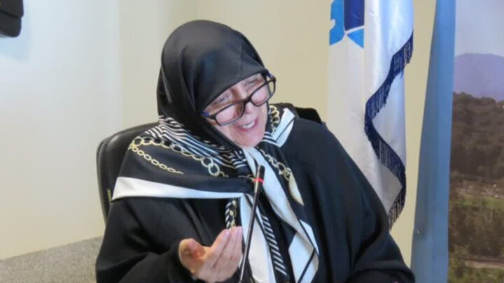 بازخوانی آموزه‌های اسلام درباره زن ضرورت احیای تمدن اسلامی است