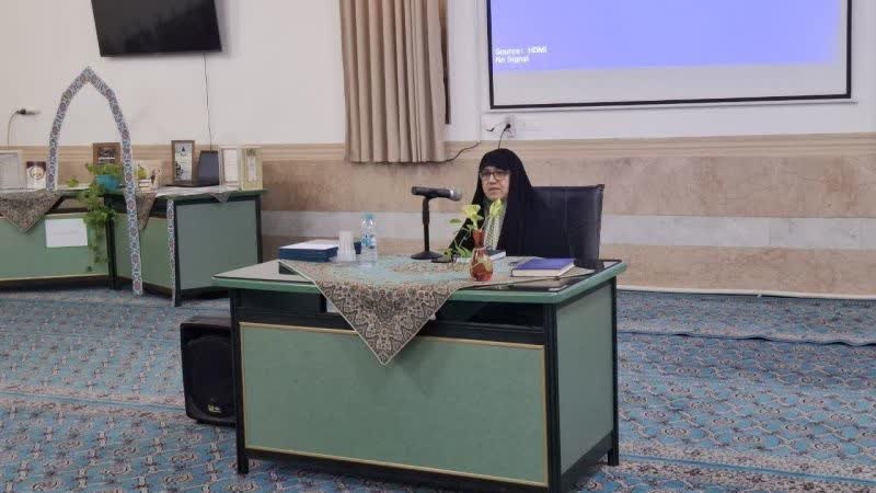 پژوهش انسان را به شناخت آیات الهی و معرفت خداوند می‌رساند