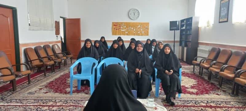 خانواده اصلی‌ترین رکن تأمین امنیت عاطفی نسل جوان است