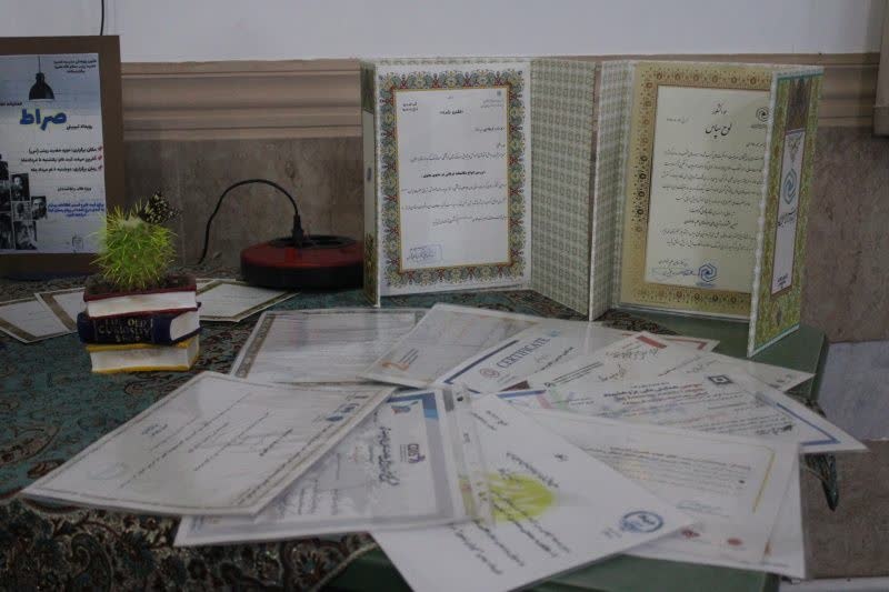 نمایشگاه آثار و دستاوردهای پژوهشی مدارس