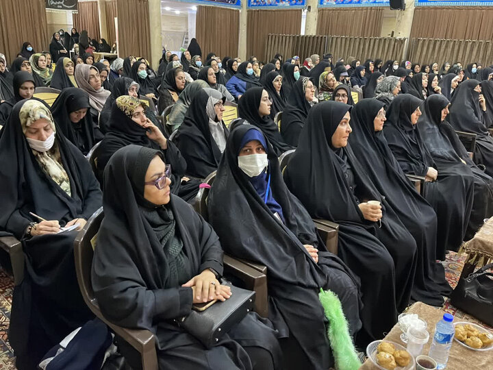 برگزاری رویداد ریحانه‌شو با محوریت فرزندپروری و آموزش مادران در یزد