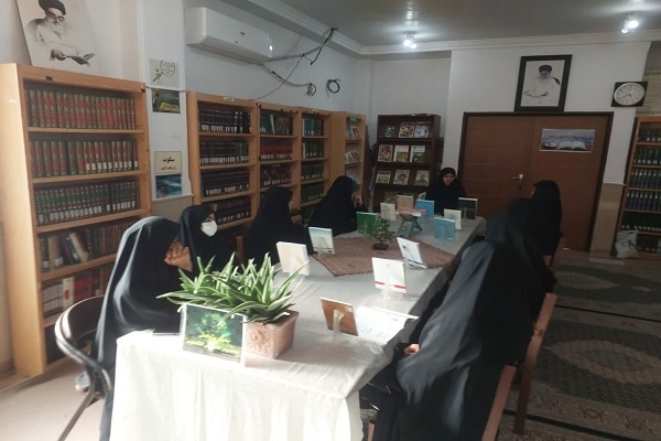 تولید فکر راهگشا رسالت پژوهشی خواهران طلبه است