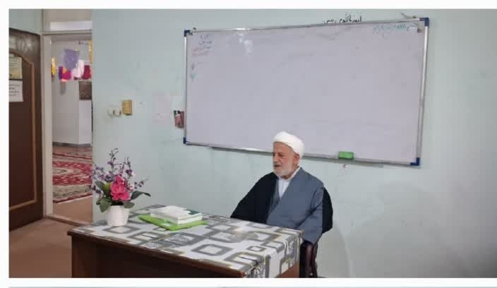 نماز فاطمی و نماز علوی مقدمه یک زندگی الهی است