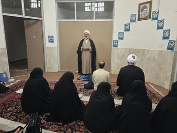 نشست مدیران مدارس علمیه خواهران استان یزد در مهریز