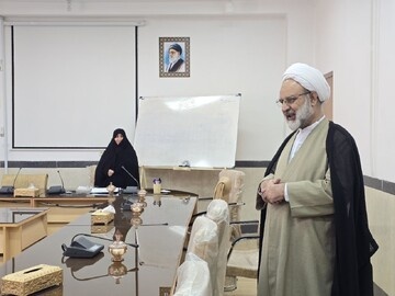 بازدید مدیر حوزه علمیه خواهران یزد از مدرسه علمیه حضرت زهرا(س) میبد+ تصاویر