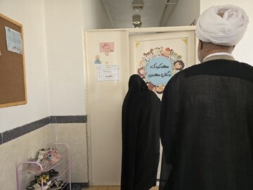 بازدید مدیر حوزه علمیه خواهران یزد از مدرسه علمیه حضرت زهرا(س) میبد+ تصاویر