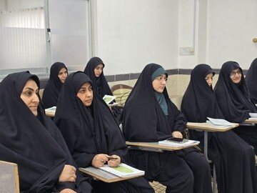 بازدید مدیر حوزه علمیه خواهران یزد از مدرسه علمیه حضرت زهرا(س) میبد+ تصاویر