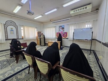 بازدید مدیر حوزه علمیه خواهران یزد از مدرسه علمیه حضرت زهرا(س) میبد+ تصاویر