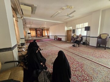 بازدید مدیر حوزه علمیه خواهران یزد از مدرسه علمیه حضرت زهرا(س) میبد+ تصاویر