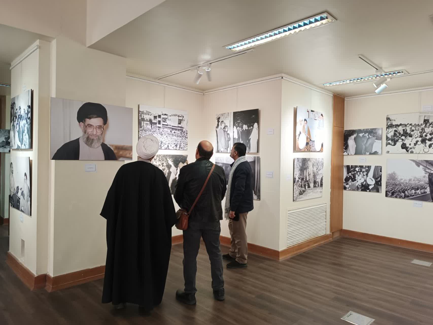 برگزاری دوره آموزشی ویژه کارکنان برادر پایگاه بسیج حوزههای علمیه خواهران در شهر خمین+ تصاویر