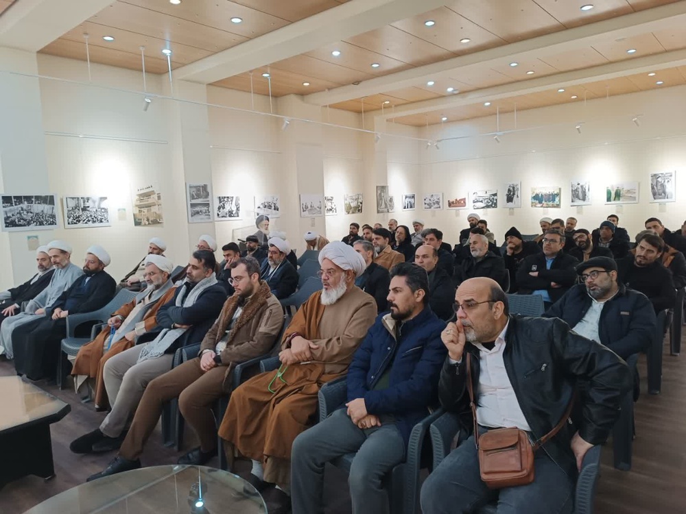 برگزاری دوره آموزشی ویژه کارکنان برادر پایگاه بسیج حوزههای علمیه خواهران در شهر خمین+ تصاویر